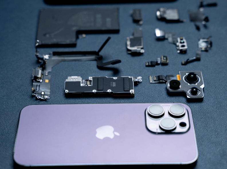 So Sánh Học Nghề Sửa iPhone, Samsung Với Các Nghề Khác
