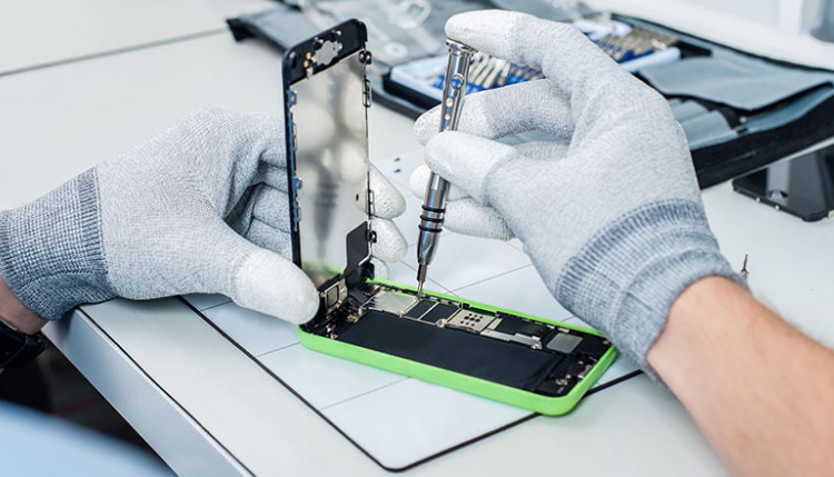 Học Sửa Chữa Điện Thoại Tại Mtech24h – Cơ Hội Cho Người Muốn Ổn Định Nghề Nghiệp