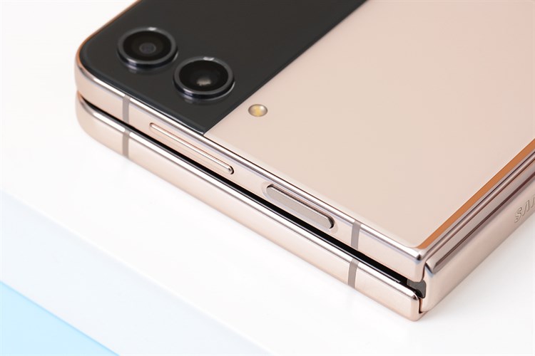 Học Sửa Điện Thoại Gập Samsung Chuyên Sâu Thay Cơ, Thay Cáp Trong Bao Lâu?