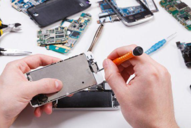Nghề Sửa Chữa iPhone – Samsung: Cơ Hội Vàng Trong Thời Đại Công Nghệ