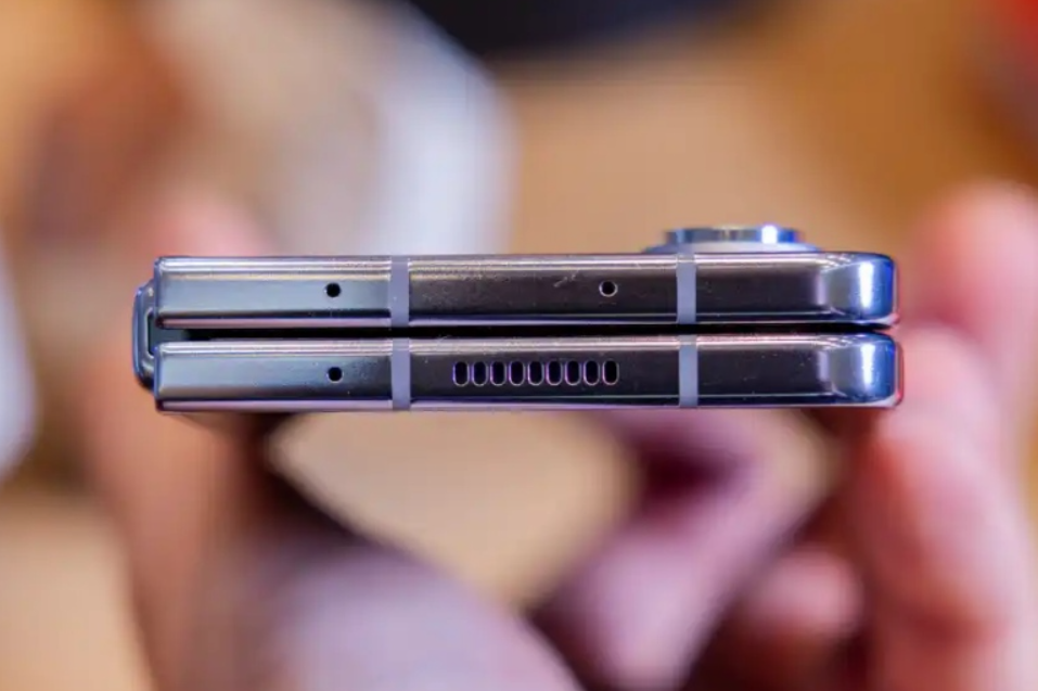 Mẹo Kéo Dài Tuổi Thọ Cáp Gập Galaxy Z Fold 5 Sau Khi Thay