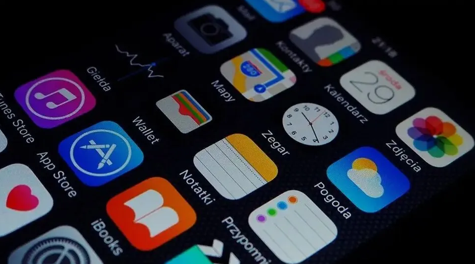 Nguyên Nhân Gây Lỗi Màn Hình Xanh iPhone 14 Pro Max