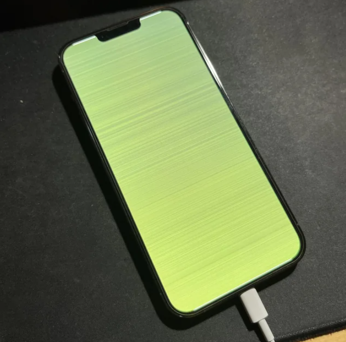 Nguyên Nhân Gây Lỗi Màn Hình Xanh iPhone 14 Pro Max