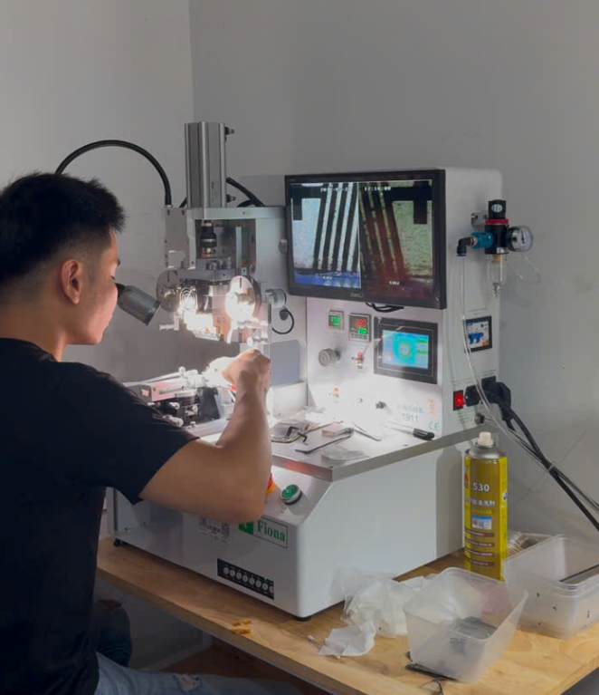 Sửa Màn Hình iPhone Bị Xanh Trắng – Bảo Hành 3 Tháng Tại Mtech24h