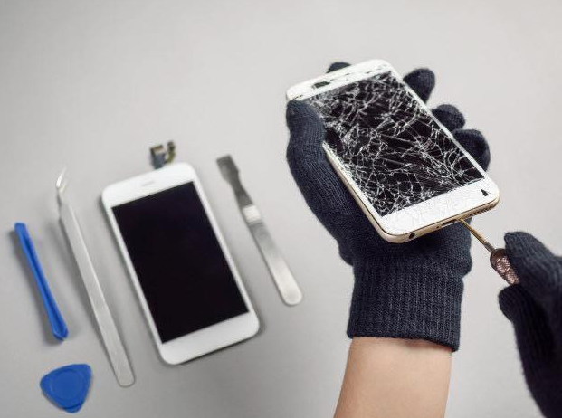 Điện Thoại iPhone Tự Nhiên Bị Sọc Xanh Màn Hình