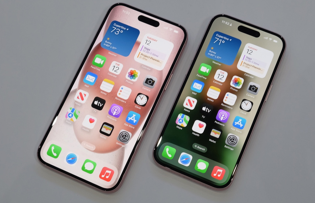 Màn Hình iPhone 15 Pro Max Bị Xanh – Lỗi Phần Cứng Hay Phần Mềm?
